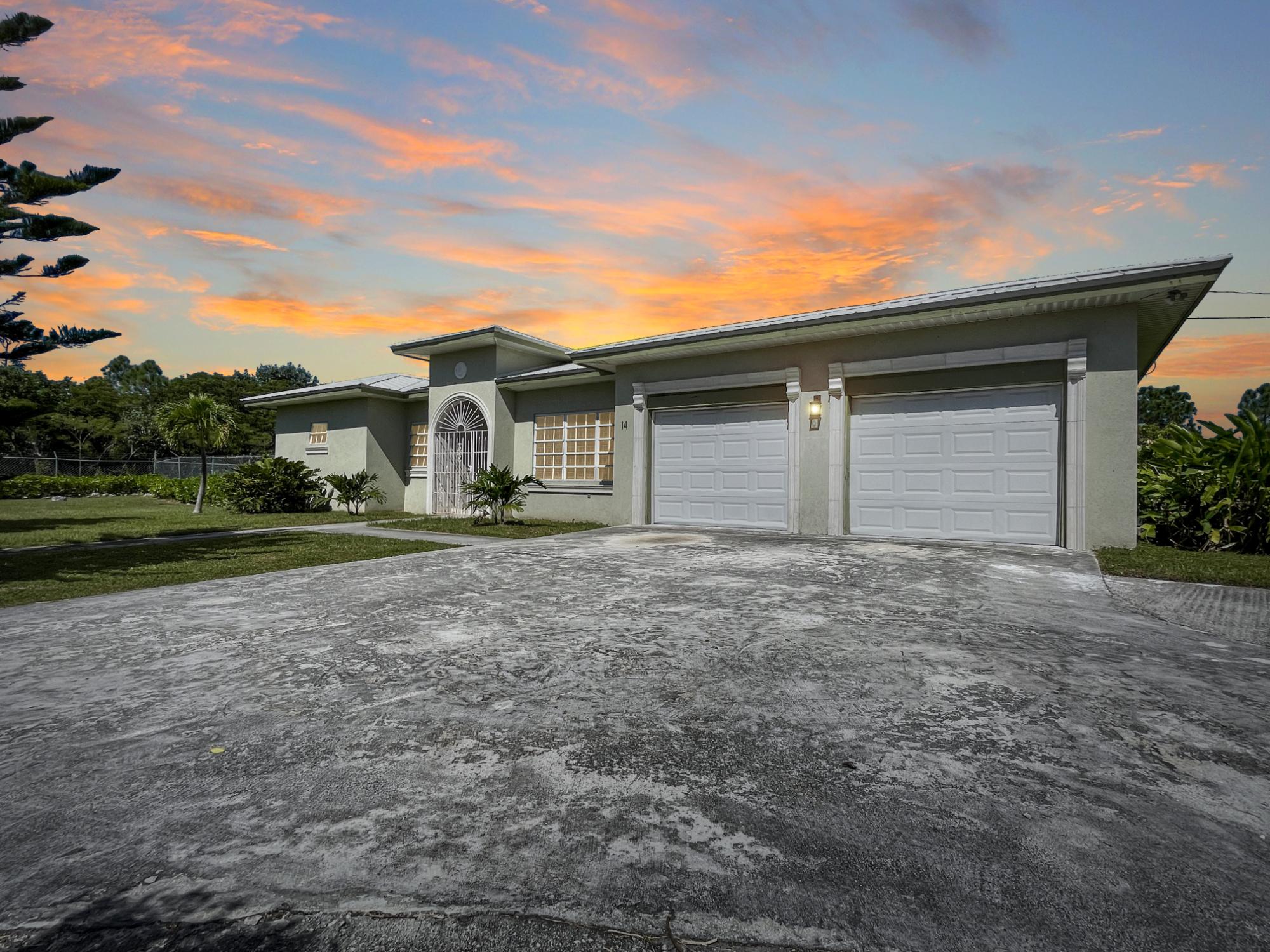 13 & 14 Yorkshire Drive,Bahamia